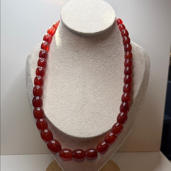 Jewelry - Stunning graduated Red carnelian  Beaded continuous strand vintage Necklace